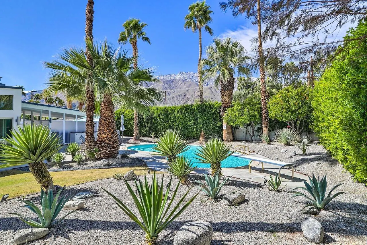 Palm Springs Home With Pool And Mountain Views 0*, 棕榈泉
